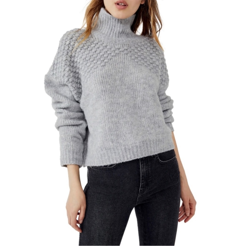 Free People Bradley Textured Turtleneck Popcorn Knit Sweater Gray XS